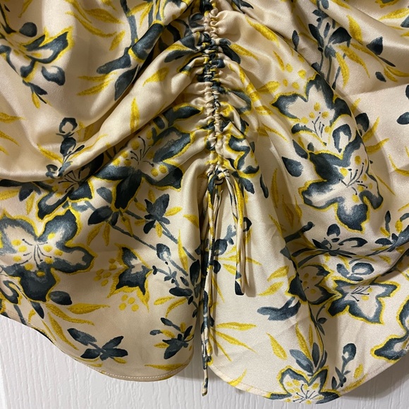 NWOT CINQ A SEPT Night Bloom Eliana Top - M - Picture 3 of 7